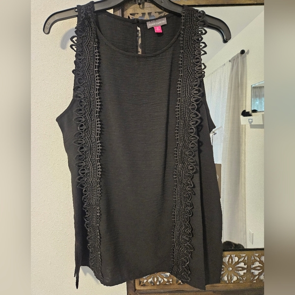 Vince Camuto Lace Trim Tank - Picture 5 of 5